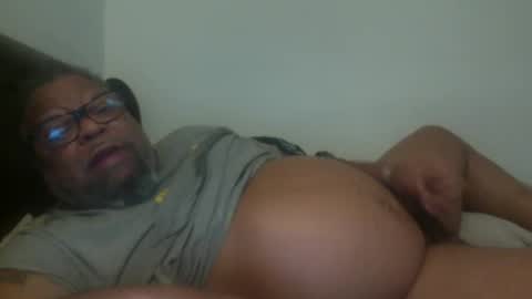 Snapshot of pgh1995 chatting on December 31, 2024, 3:31 pm pgh1995 online show from December 31, 2024, 3:31 pm