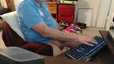 pghhorny2 online show from April 28, 2026, 8:03 pm