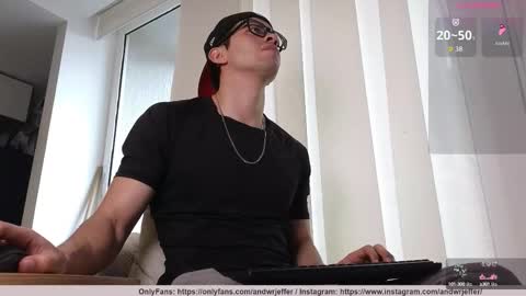 phantom_bigger1 online show from October 6, 2025, 1:08 pm