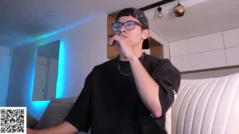 phantom_bigger1 online show from March 5, 2026, 9:11 pm