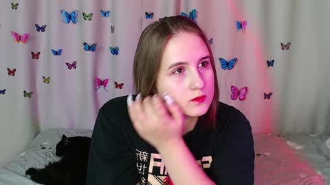 phantommira online show from December 27, 2024, 7:03 pm