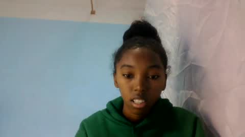 Snapshot of phaosiiia chatting on July 16, 2026, 6:14 pm phaosiiia online show from July 16, 2026, 6:14 pm