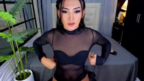 phenomenal_ivy online show from June 15, 2026, 2:30 pm
