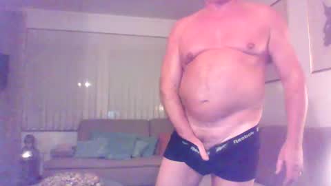 Phil online show from October 22, 2025, 6:29 pm