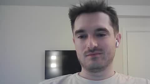 PhilipBorison online show from February 13, 2025, 4:32 am