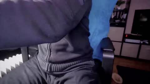 Snapshot of philfil78 chatting on December 15, 2025, 12:53 pm philippe online show from December 15, 2025, 12:53 pm