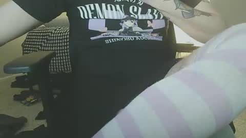 Mia online show from March 7, 2025, 3:19 am