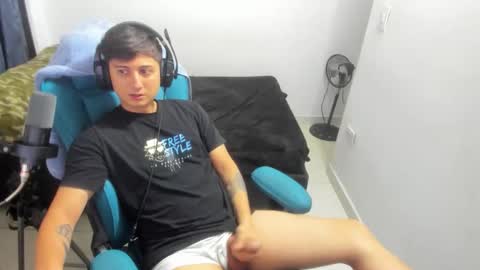 Snapshot of philip_dj chatting on March 16, 2026, 9:46 am philip_dj online show from March 16, 2026, 9:46 am