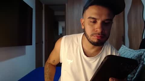 philipdj1 online show from February 5, 2026, 11:53 pm