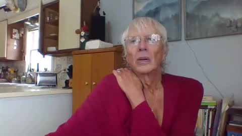 phillipa online show from November 11, 2025, 4:51 pm