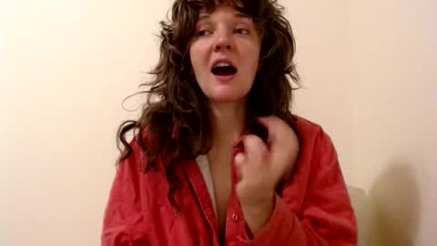 sophie online show from January 13, 2025, 11:17 pm