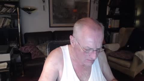 Philippe online show from April 14, 2026, 9:21 pm