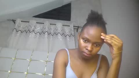 phoebe online show from February 26, 2026, 7:46 pm