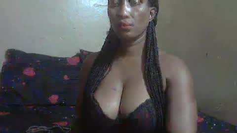 phoenixcandy online show from January 25, 2025, 10:28 pm