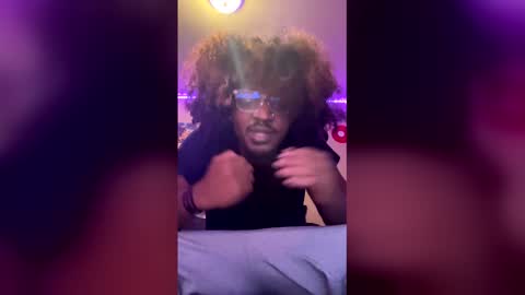 Snapshot of phonix23 chatting on December 4, 2025, 8:34 am phonix23 online show from December 4, 2025, 8:34 am