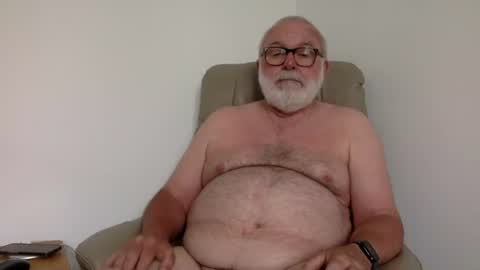Snapshot of phozzagain chatting on June 29, 2026, 3:23 pm phozzagain online show from June 29, 2026, 3:23 pm