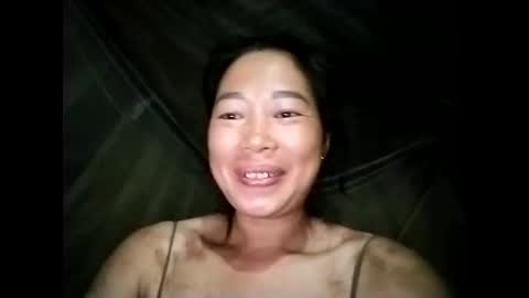 phuong_vietnam online show from April 15, 2026, 4:58 pm