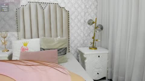    online show from December 21, 2024, 11:44 am