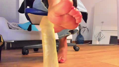    Special Couple Show - WELCOME TO XMAS   5 and 6 December  - 2 at 8 pm COL hour online show from December 21, 2024, 1:04 am