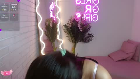 Snapshot of pia_tay chatting on January 30, 2025, 6:35 am PIA online show from January 30, 2025, 6:35 am