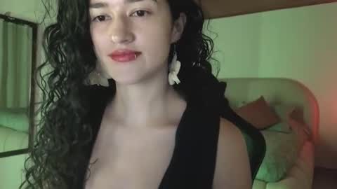Snapshot of piama_burnss chatting on May 1, 2026, 11:42 pm piama_burnss online show from May 1, 2026, 11:42 pm