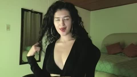 Snapshot of piama_burnss chatting on May 8, 2026, 12:38 am piama_burnss online show from May 8, 2026, 12:38 am