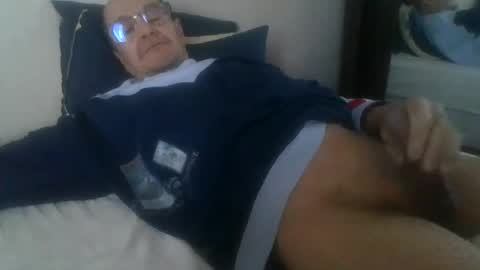 pichoun71 online show from December 7, 2024, 11:07 am