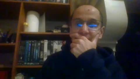 pichoun71 online show from December 27, 2024, 8:18 pm