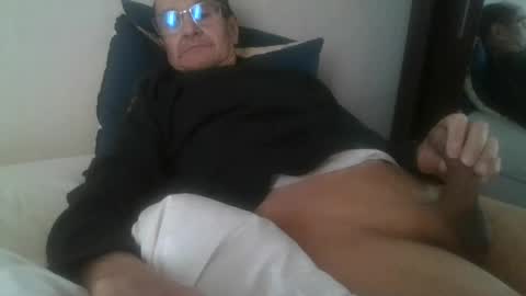 pichoun71 online show from January 17, 2025, 10:55 am