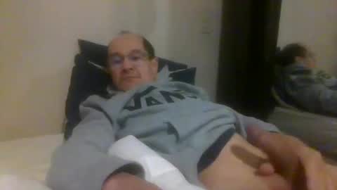 pichoun71 online show from February 7, 2025, 7:07 am