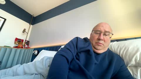 pickme11113 online show from January 14, 2025, 1:49 pm