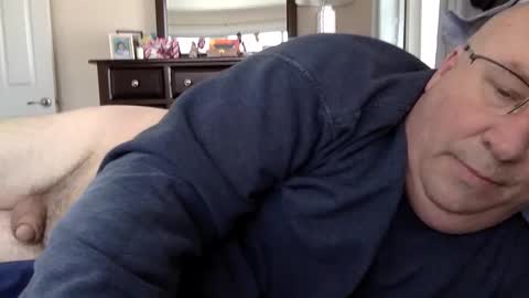 pickme11113 online show from February 28, 2025, 5:59 pm