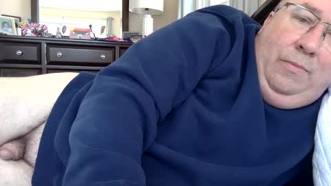 pickme11113 online show from March 11, 2025, 3:34 pm