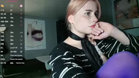 Snapshot of piera_ chatting on June 15, 2026, 4:20 pm Piera online show from June 15, 2026, 4:20 pm