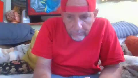 pierce702420 online show from April 22, 2026, 7:26 pm