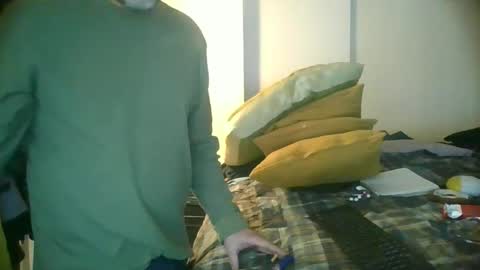 pierce702702 online show from January 17, 2025, 4:36 pm