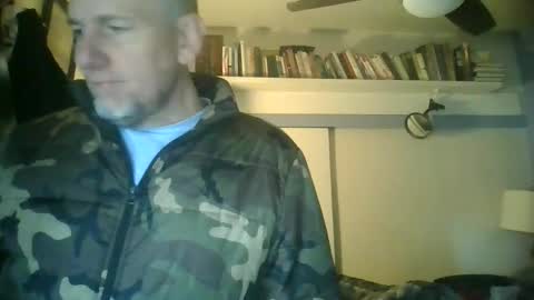 pierce702702 online show from January 18, 2025, 11:00 pm