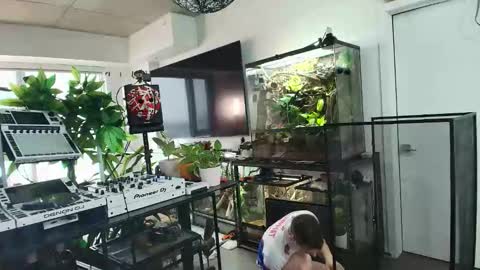 Pierre Fitch online show from January 9, 2026, 5:37 pm