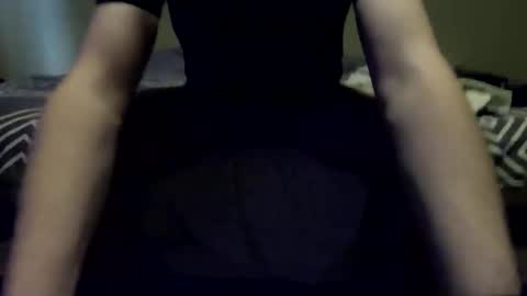 Snapshot of pierrelefou chatting on June 7, 2026, 4:44 pm pierrelefou online show from June 7, 2026, 4:44 pm