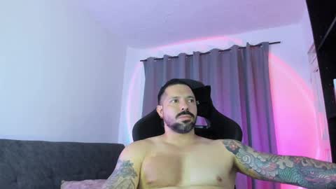Snapshot of pierrevidal chatting on May 25, 2026, 10:38 pm Pierre online show from May 25, 2026, 10:38 pm