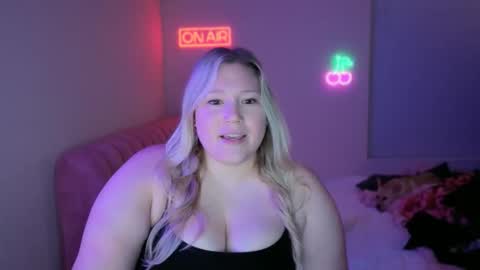 Snapshot of piggyrose chatting on January 8, 2026, 1:30 am Piggy Rose online show from January 8, 2026, 1:30 am