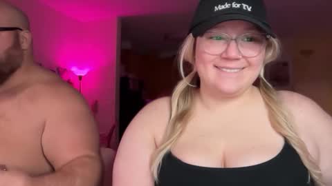 Snapshot of piggyrose chatting on February 6, 2026, 12:15 am Piggy Rose online show from February 6, 2026, 12:15 am