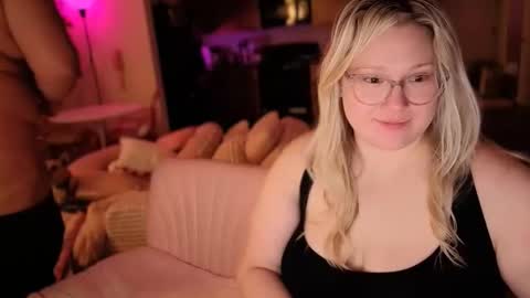 Snapshot of piggyrose chatting on February 7, 2026, 1:31 am Piggy Rose online show from February 7, 2026, 1:31 am