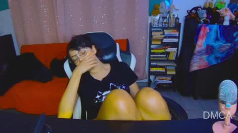 Andrea G online show from February 11, 2026, 3:22 am