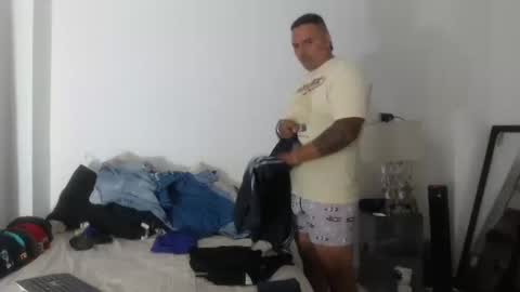 Snapshot of pikoro_gomez chatting on December 6, 2024, 2:02 am pikoro_gomez online show from December 6, 2024, 2:02 am