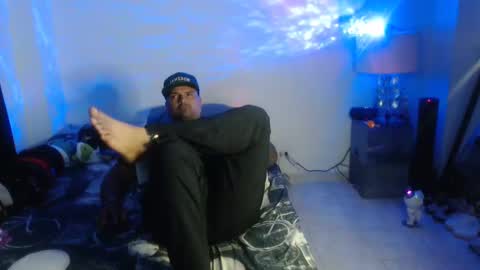 Snapshot of pikoro_gomez chatting on December 21, 2024, 8:07 am pikoro_gomez online show from December 21, 2024, 8:07 am