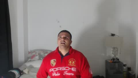 Snapshot of pikoro_gomez chatting on January 10, 2025, 1:10 am pikoro_gomez online show from January 10, 2025, 1:10 am