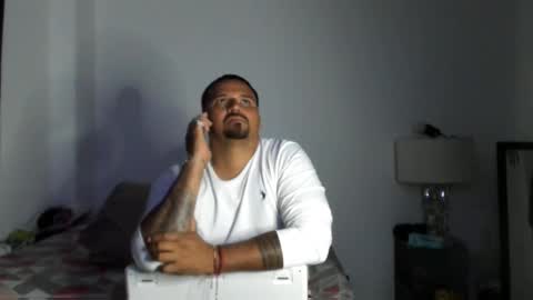 Snapshot of pikoro_gomez chatting on October 10, 2025, 11:48 pm pikoro_gomez online show from October 10, 2025, 11:48 pm