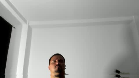 Snapshot of pikoro_gomez chatting on October 15, 2025, 1:50 am pikoro_gomez online show from October 15, 2025, 1:50 am