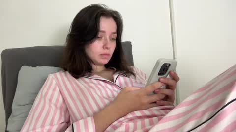 Snapshot of pileacadieri__ chatting on January 4, 2025, 3:17 pm Trisha online show from January 4, 2025, 3:17 pm